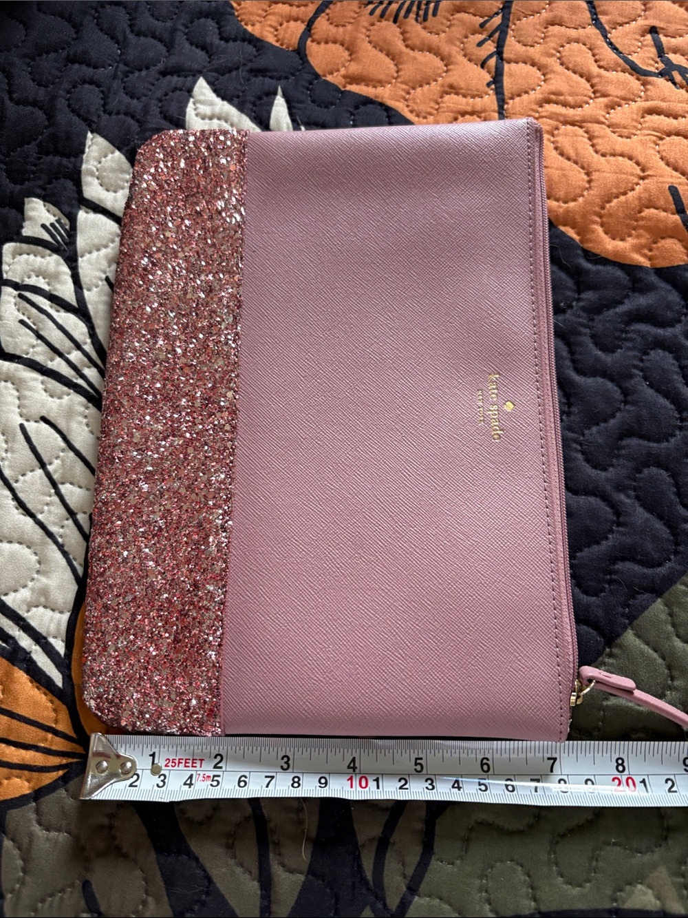kate spade rose pink glitter zip pouch - Picture 2 of 3